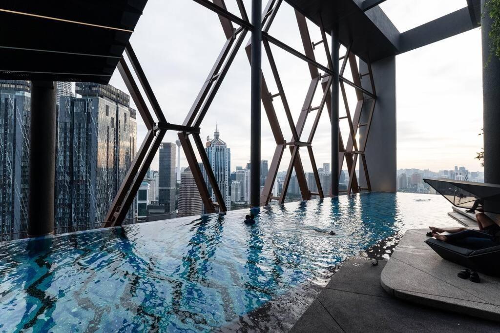Klcc Musicalsty5Pax At Scarletzsuites 쿠알라룸푸르 외부 사진